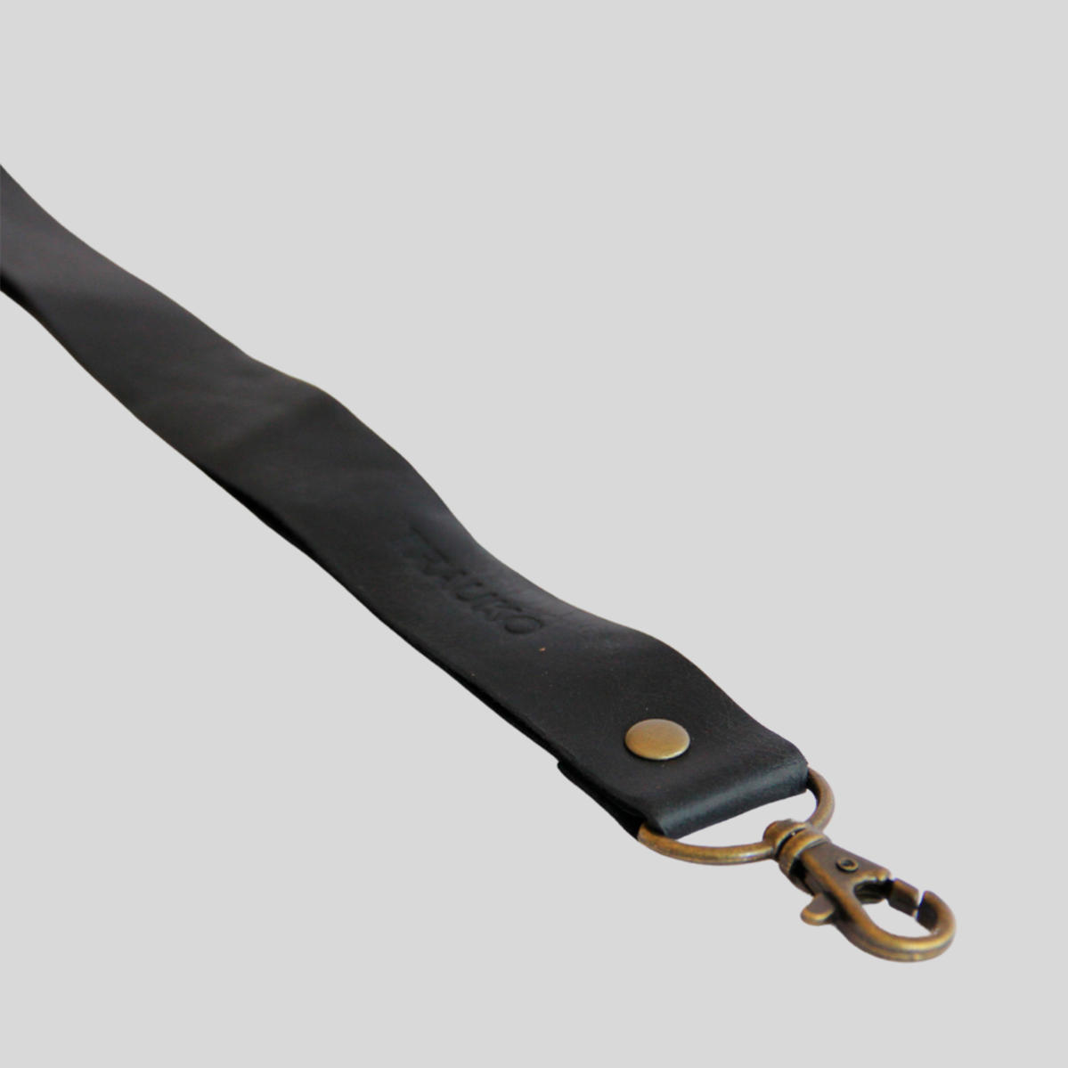 Lanyard de Cuero Negro - Trauko