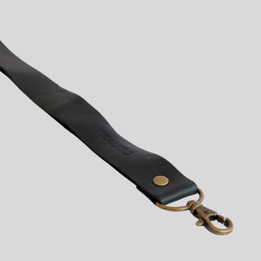 Lanyard de Cuero Negro - Trauko