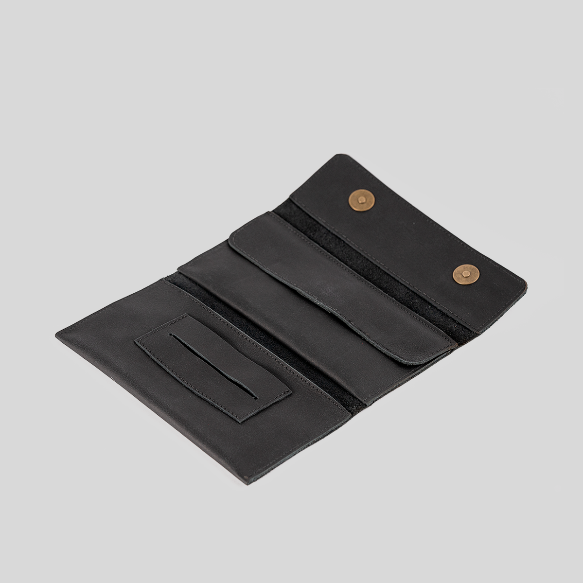 Tabaquera de Cuero Negro - Trauko