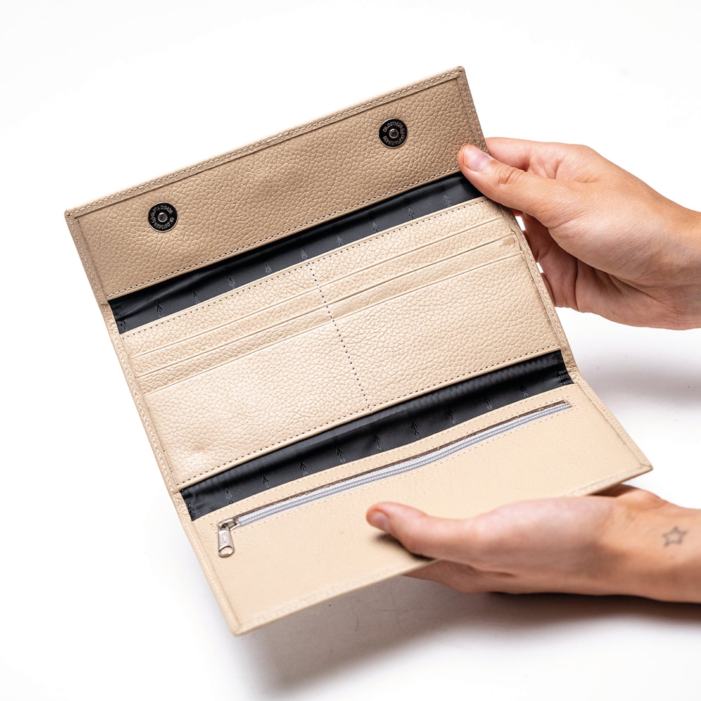 Billetera Orquídea Negro